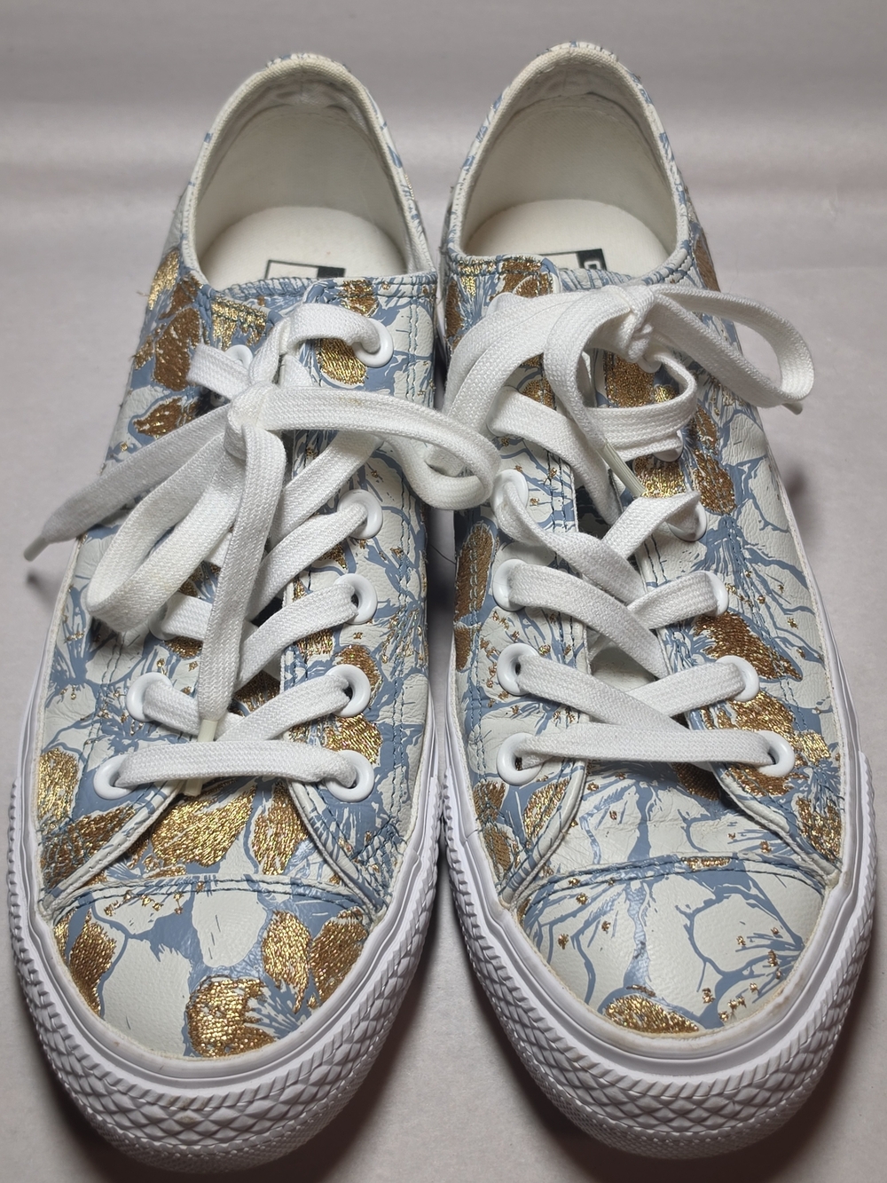 Converse Chuck Taylor XPatBo Women’s White &Gold Embroidered LowTop Sneakers Sz8